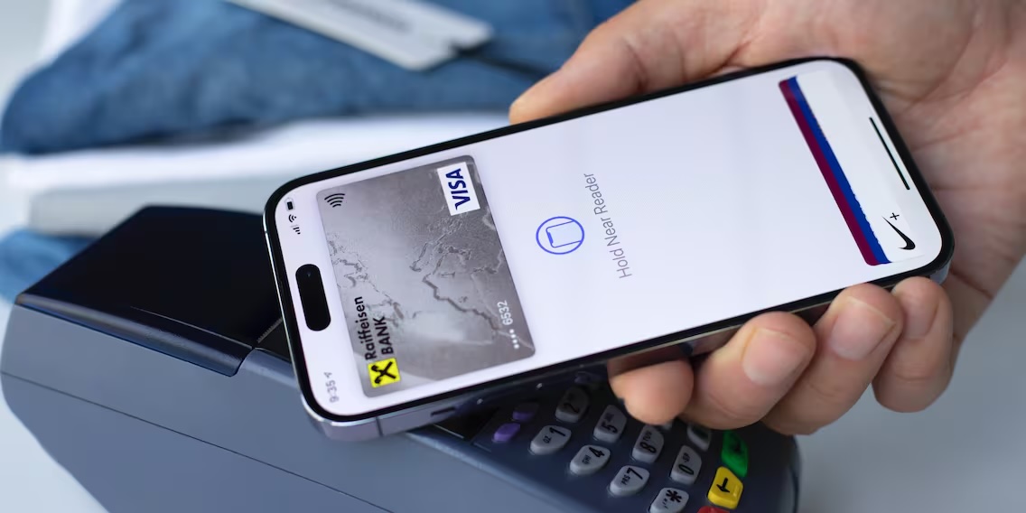 EU antitrust regulators announce that Apple will open its tap-and-go mobile payments system to competitors.
Image Source: Galaxus