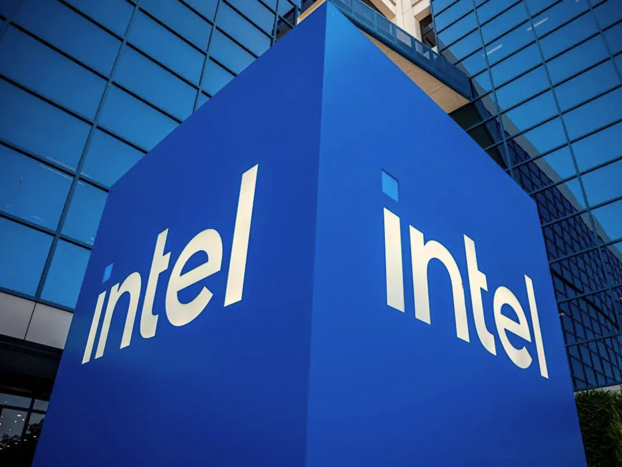 TSMC and Intel are both major players in the global chip manufacturing industry.
Image Source: The Edge Malaysia